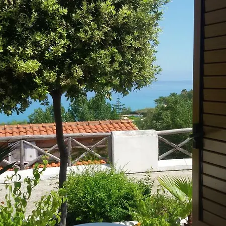 Cala Petrosa Resort Parghelia Exterior photo