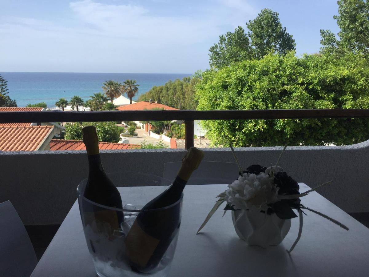 Cala Petrosa Hotel